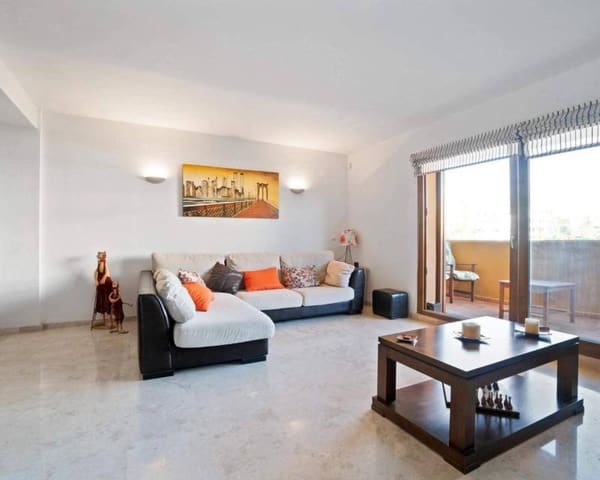 2 slaapkamer Appartement te huur in Punta Prima, Torrevieja met zwembad - € 1.200 (Ref: 9453683)