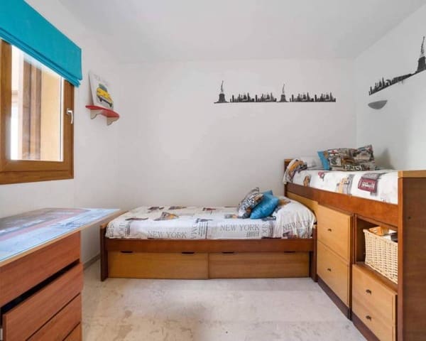 2 slaapkamer Appartement te huur in Punta Prima, Torrevieja met zwembad - € 1.200 (Ref: 9453683)