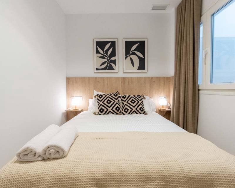 2 slaapkamer Appartement te huur in Torrevieja - € 1.100 (Ref: 9471022)