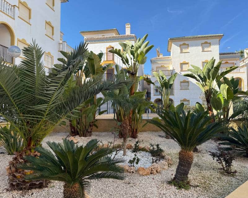 3 quarto Apartamento para venda em La Mata com piscina - 269 000 € (Ref: 9502993)