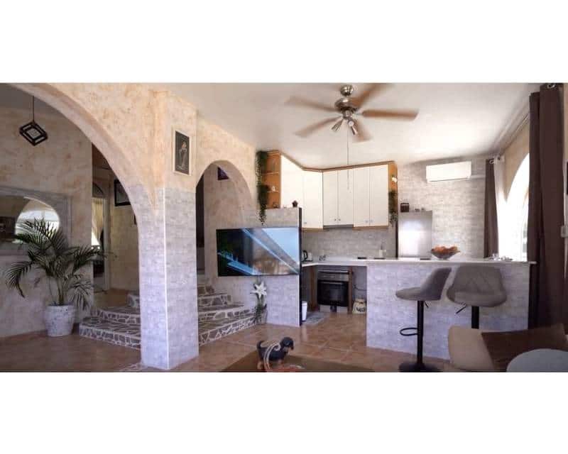 5 slaapkamer Villa te koop in Ciudad Quesada met zwembad - € 459.000 (Ref: 9524687)