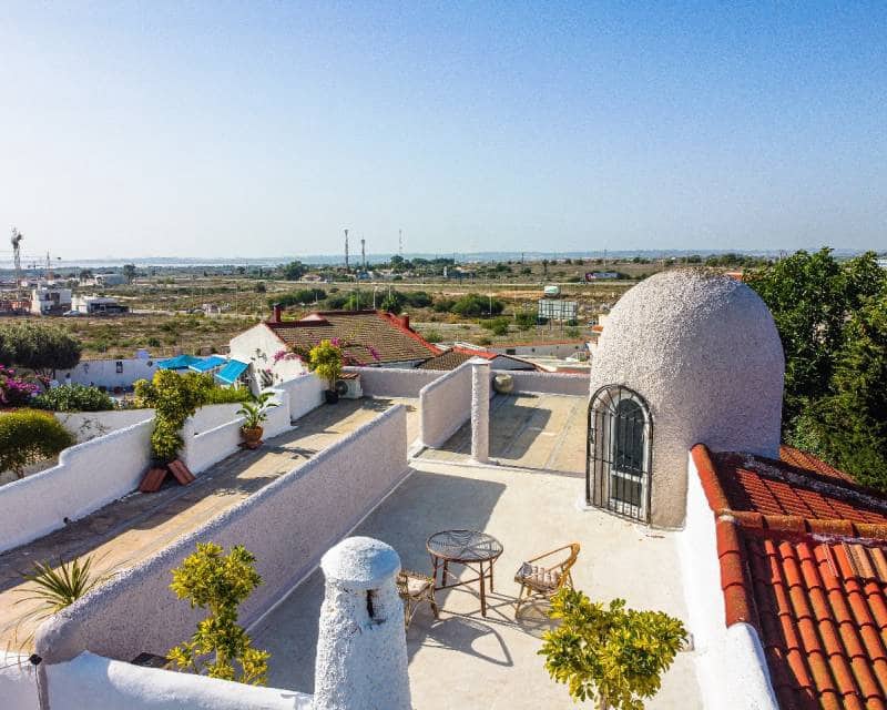 5 slaapkamer Villa te koop in Ciudad Quesada met zwembad - € 459.000 (Ref: 9524687)