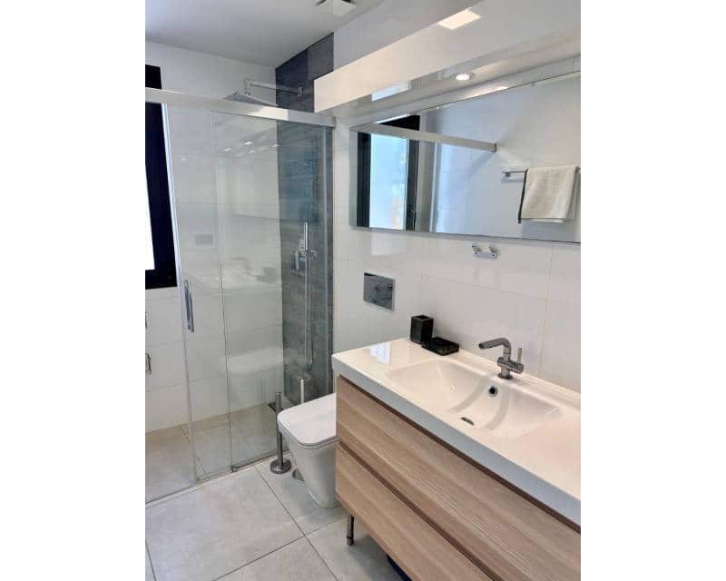 2 soveværelse Villa til leje i Orihuela Costa med swimmingpool garage - € 2.150 (Ref: 9539691)