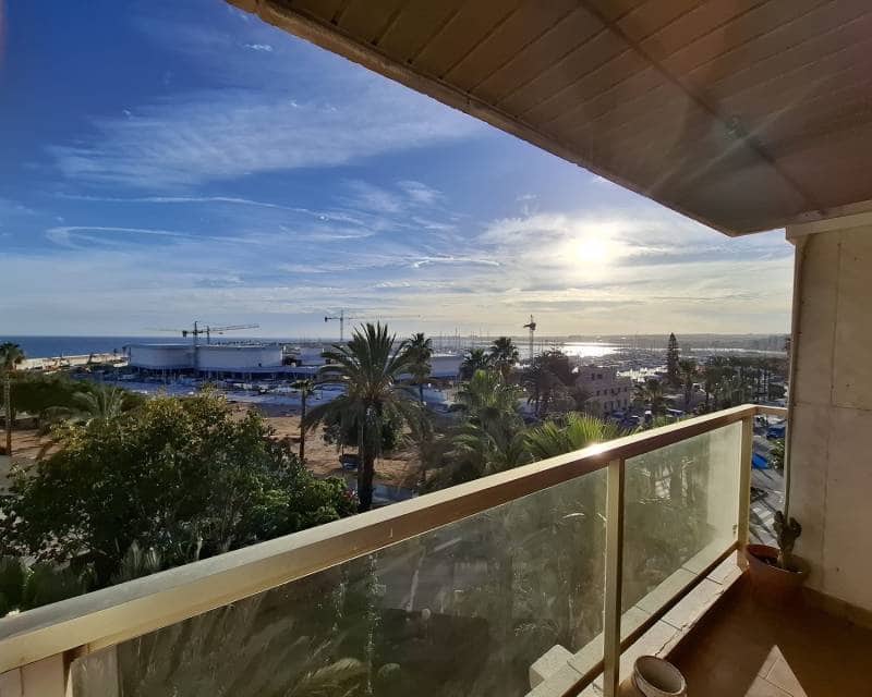 3 bedroom Apartment for rent in Torrevieja with garage - € 1,000 (Ref: 9554278)