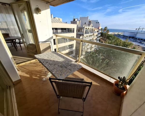 3 bedroom Apartment for rent in Centro - Muelle Pesquero, Torrevieja with garage - € 1,000 (Ref: 9554278)