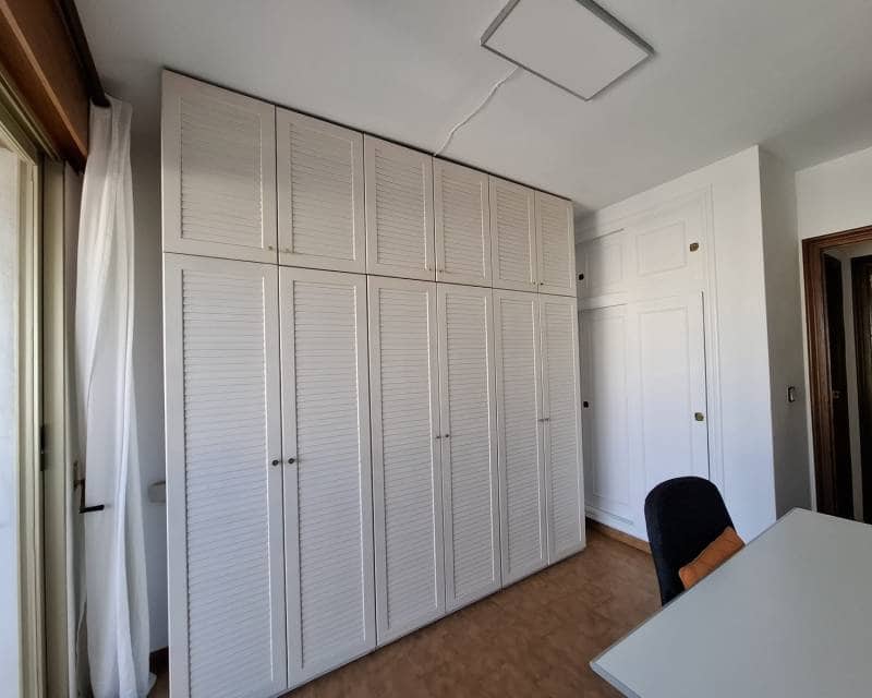 3 bedroom Apartment for rent in Torrevieja with garage - € 1,000 (Ref: 9554278)