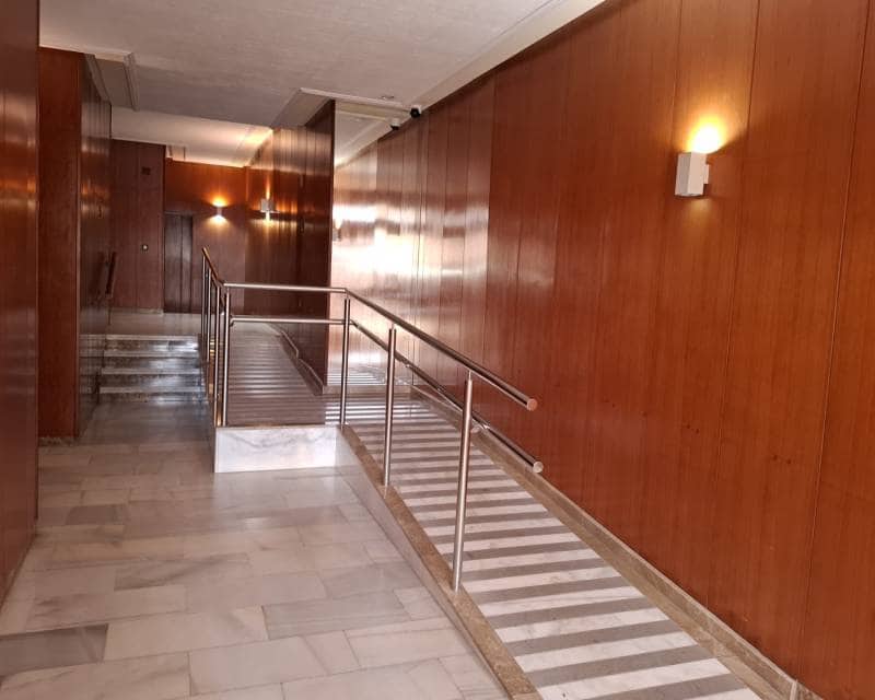 3 bedroom Apartment for rent in Torrevieja with garage - € 1,000 (Ref: 9554278)