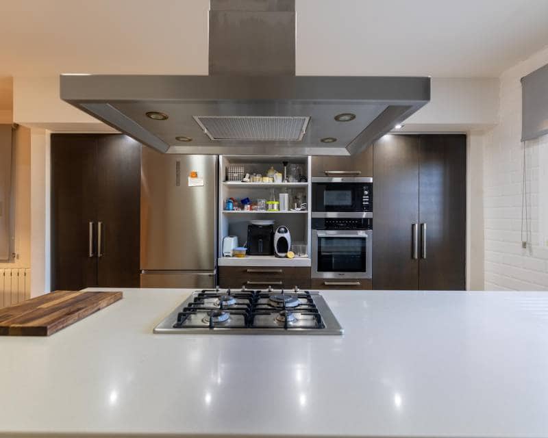 4 Zimmer Villa zu verkaufen in Elche / Elx mit Pool Garage - 590.000 € (Ref: 9580116)