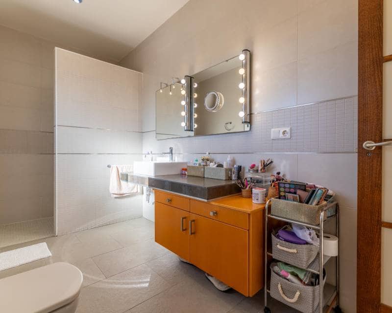 4 Zimmer Villa zu verkaufen in Elche / Elx mit Pool Garage - 590.000 € (Ref: 9580116)