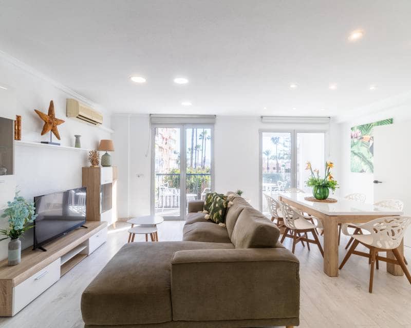 2 quarto Apartamento para venda em Torrevieja - 265 000 € (Ref: 9584661)