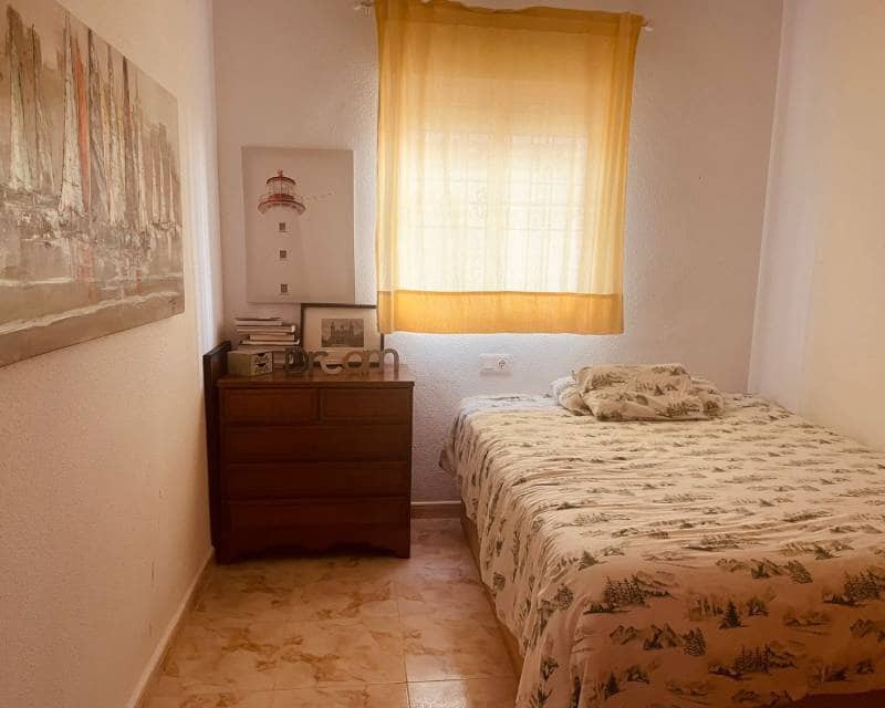 3 makuuhuone Rivitalo myytävänä paikassa Orihuela Costa mukana uima-altaan 
autotalli - 239 000 € (Ref: 9592293)