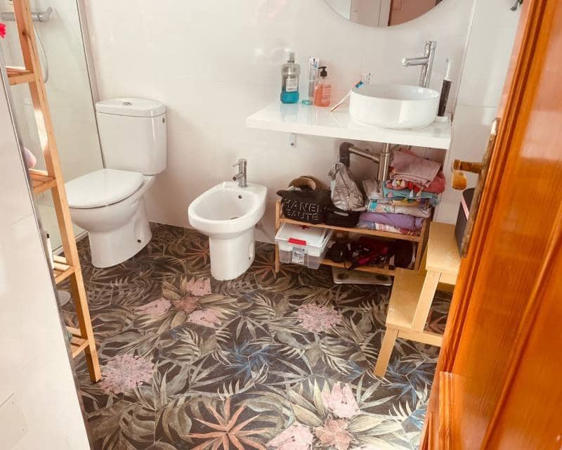 3 makuuhuone Rivitalo myytävänä paikassa Orihuela Costa mukana uima-altaan 
autotalli - 239 000 € (Ref: 9592293)