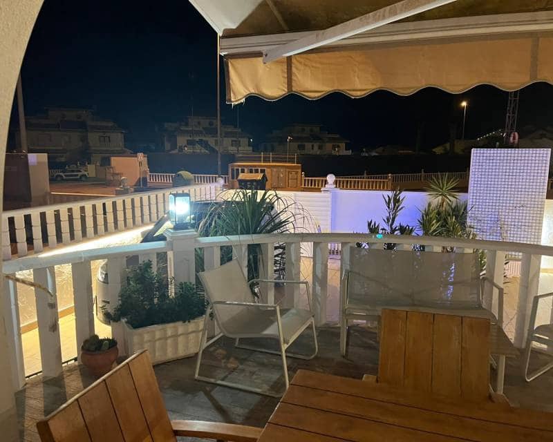 3 makuuhuone Rivitalo myytävänä paikassa Orihuela Costa mukana uima-altaan 
autotalli - 239 000 € (Ref: 9592293)