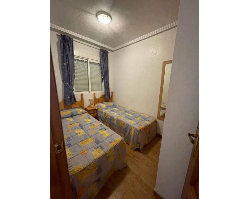 2 quarto Apartamento de Praia para arrendar em Orihuela Costa com piscina - 700 € (Ref: 9598156)