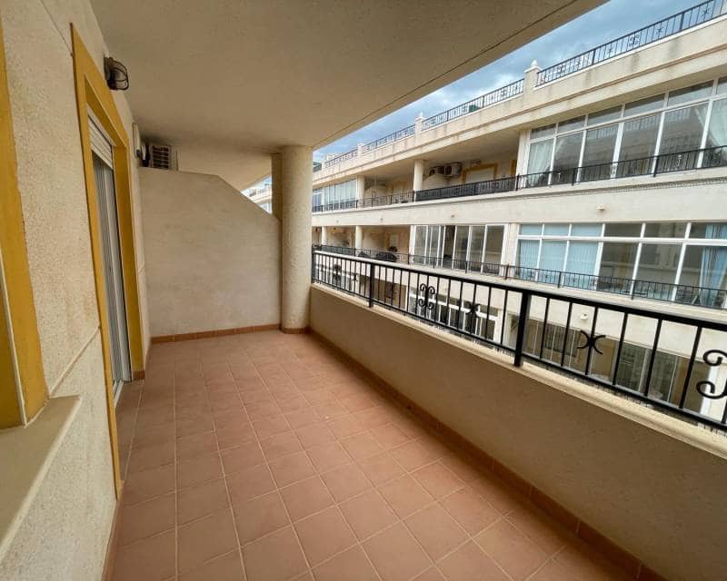 2 quarto Apartamento de Praia para arrendar em Orihuela Costa com piscina - 700 € (Ref: 9598156)