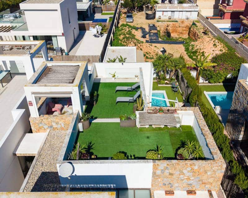 2 soverom Villa til salgs i Orihuela Costa med svømmebasseng - € 349 000 (Ref: 9610152)