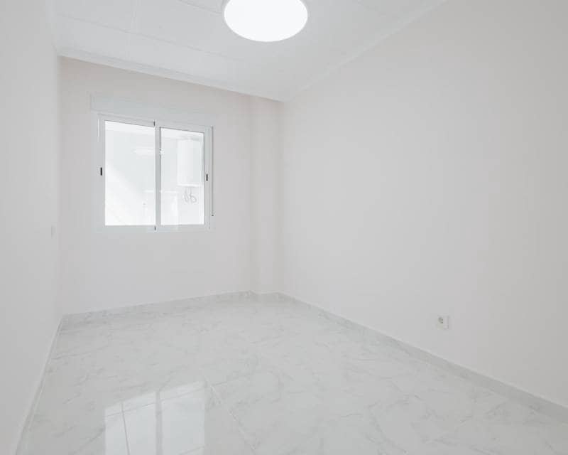 Ático de 3 habitaciones en Torrevieja en venta con piscina - 249.000 € (Ref: 9677930)