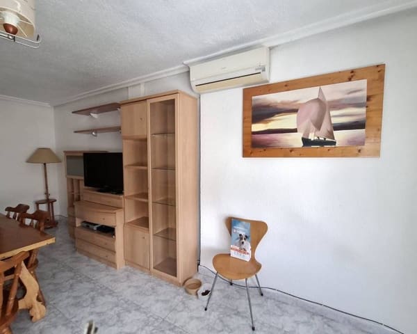 2 quarto Moradia em Banda para arrendar em Los Balcones com garagem - 750 € (Ref: 9751281)