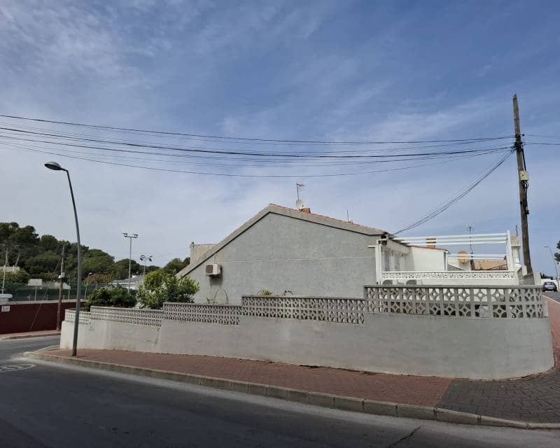 2 quarto Moradia em Banda para arrendar em Los Balcones com garagem - 750 € (Ref: 9751281)