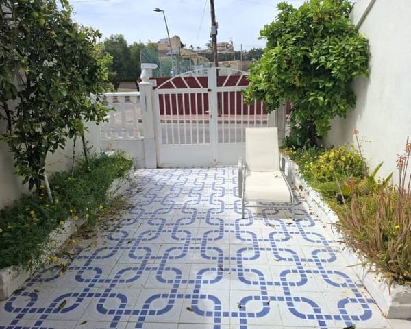 2 quarto Moradia em Banda para arrendar em Los Balcones com garagem - 750 € (Ref: 9751281)