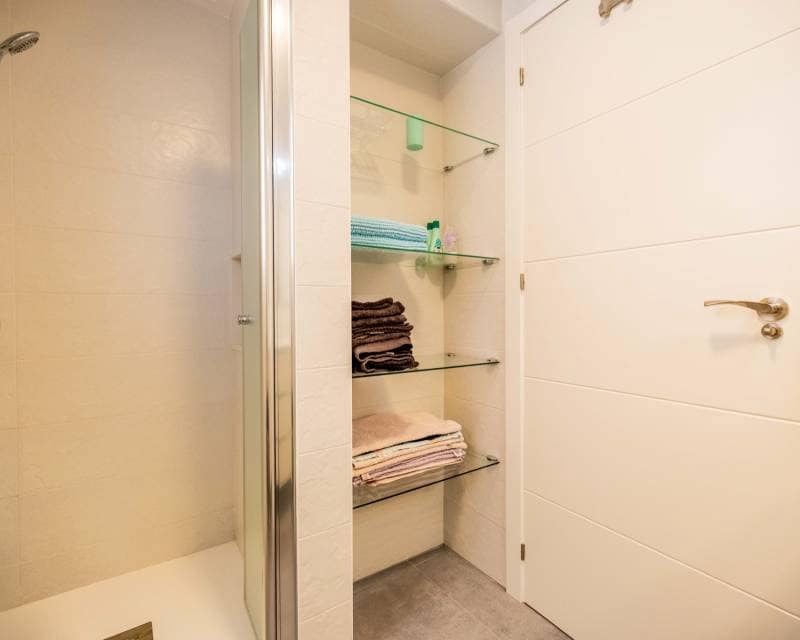 2 soverom Leilighet til salgs i Punta Prima med svømmebasseng garasje - € 255 000 (Ref: 9776003)