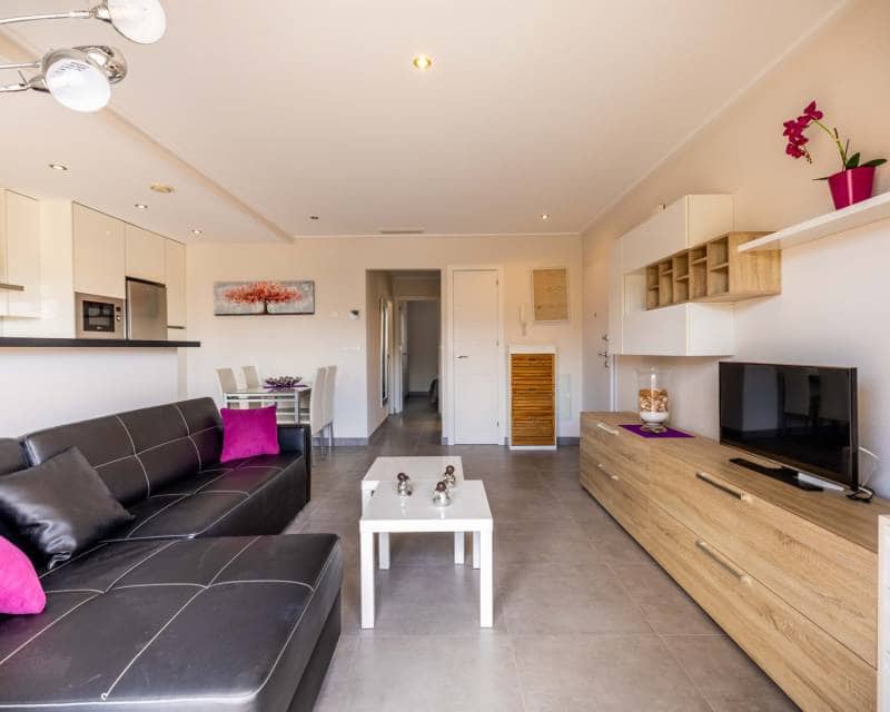 2 soverom Leilighet til salgs i Punta Prima med svømmebasseng garasje - € 255 000 (Ref: 9776003)