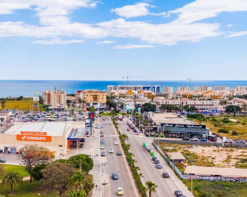 2 soverom Leilighet til salgs i Punta Prima med svømmebasseng garasje - € 255 000 (Ref: 9776003)