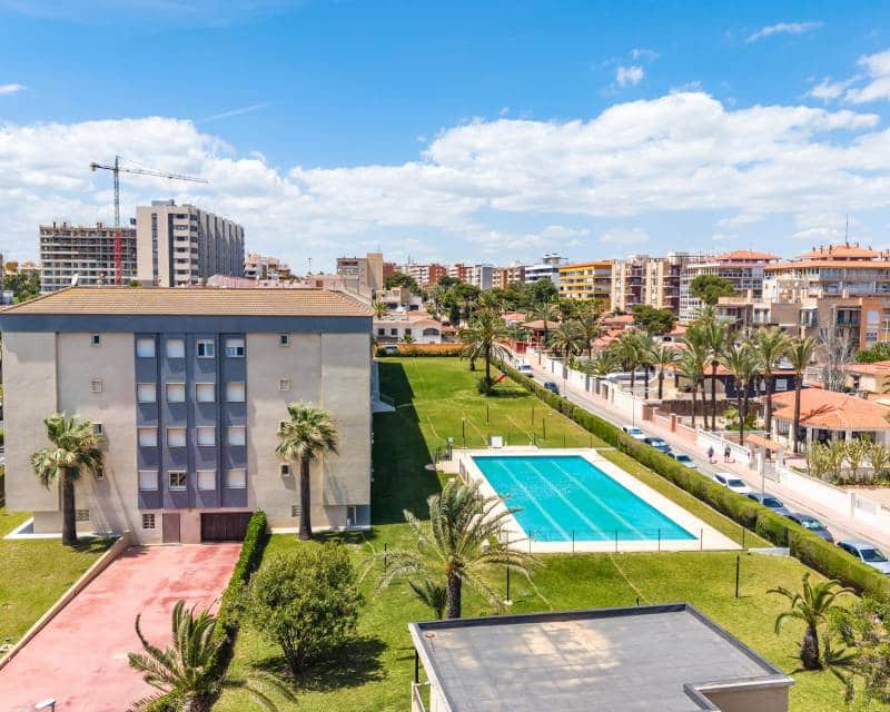 2 bedroom Apartment for sale in Orihuela Costa with pool garage - € 180,000 (Ref: 9818857)