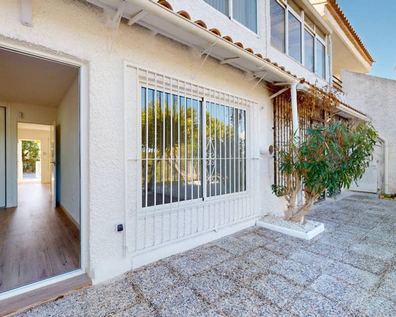 2 soverom Rekkehus til salgs i Villamartin - € 225 000 (Ref: 9838326)