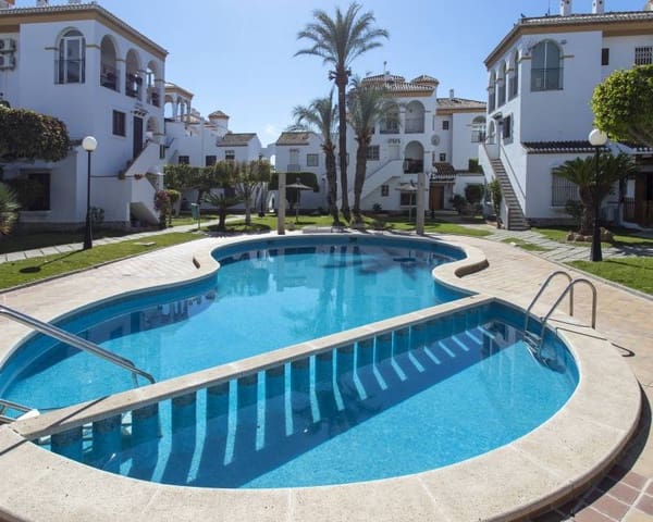 3 makuuhuone Kattohuoneisto myytävänä paikassa Orihuela Costa, Orihuela mukana uima-altaan 
autotalli - 340 000 € (Ref: 9850420)