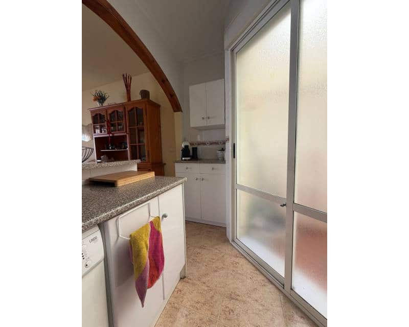 2 Zimmer Bungalow zu verkaufen in Orihuela Costa mit Pool - 180.000 € (Ref: 9858737)