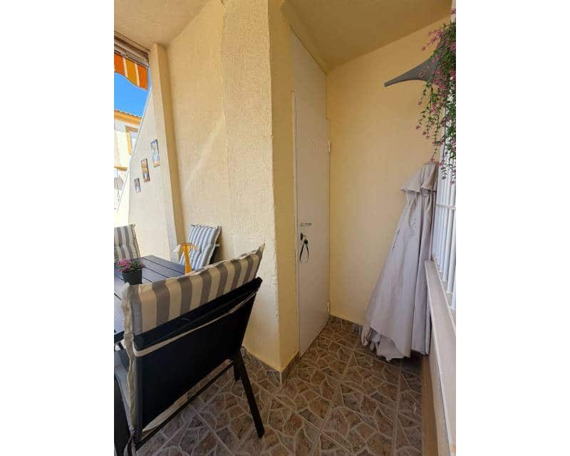 2 Zimmer Bungalow zu verkaufen in Orihuela Costa mit Pool - 180.000 € (Ref: 9858737)
