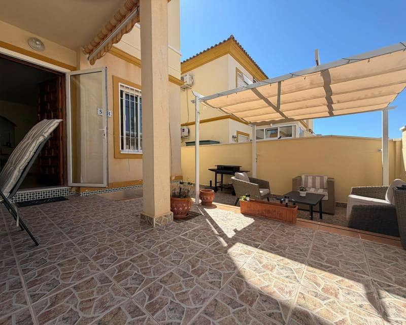 2 Zimmer Bungalow zu verkaufen in Orihuela Costa mit Pool - 180.000 € (Ref: 9858737)