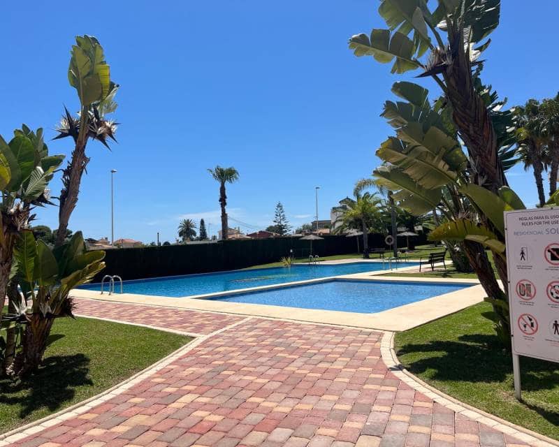 Adosado de 2 habitaciones en Los Dolses en venta con piscina - 265.000 € (Ref: 9860879)
