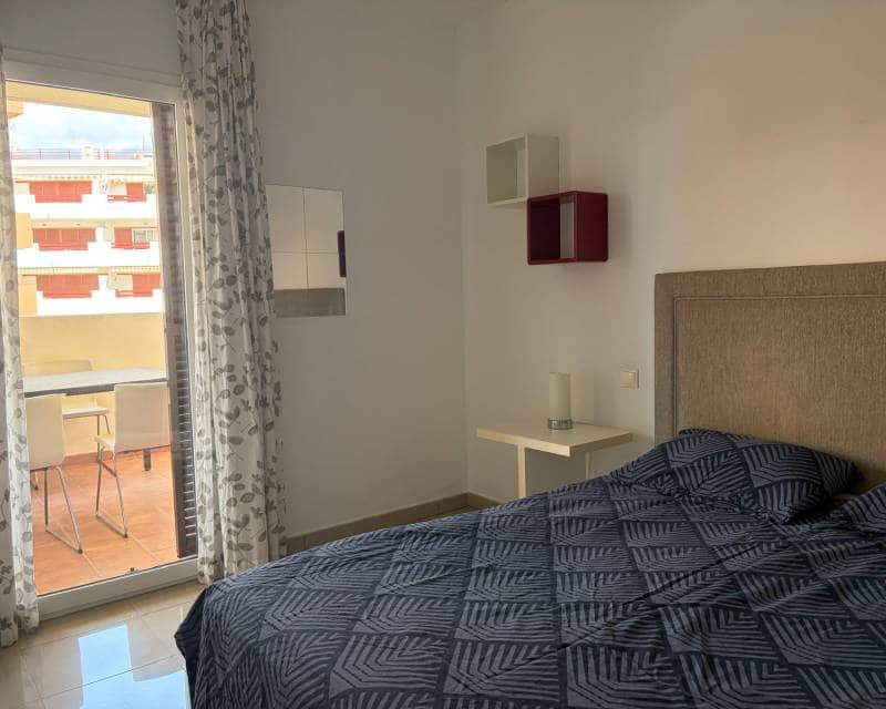 Apartamento de 2 habitaciones en Orihuela Costa en venta con piscina garaje - 255.000 € (Ref: 9860880)