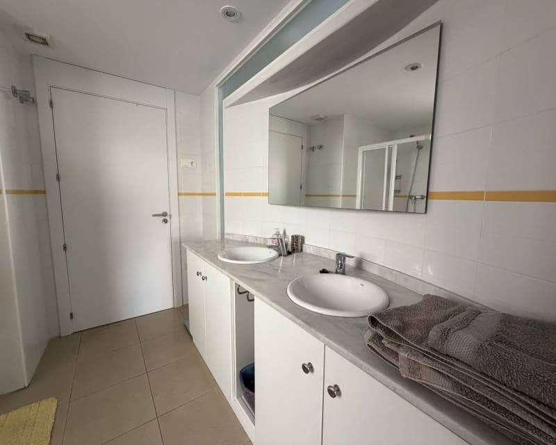 Apartamento de 2 habitaciones en Orihuela Costa en venta con piscina garaje - 255.000 € (Ref: 9860880)