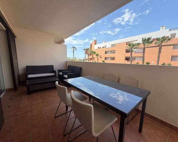 Apartamento de 2 habitaciones en Punta Prima, Orihuela en venta con piscina garaje - 255.000 € (Ref: 9860880)