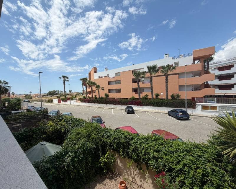 Apartamento de 2 habitaciones en Orihuela Costa en venta con piscina garaje - 255.000 € (Ref: 9860880)