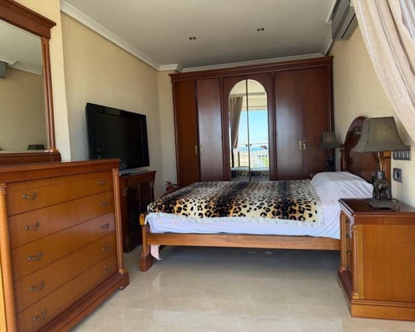 2 soveværelse Lejlighed til leje i Centro - Muelle Pesquero, Torrevieja - € 1.500 (Ref: 9861034)