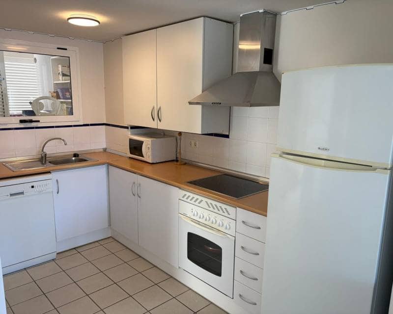 2 makuuhuone Huoneisto vuokrattavana paikassa Orihuela Costa mukana uima-altaan 
autotalli - 1 000 € (Ref: 9863461)