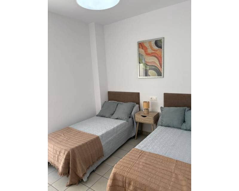 2 makuuhuone Huoneisto vuokrattavana paikassa Orihuela Costa mukana uima-altaan 
autotalli - 1 000 € (Ref: 9863461)