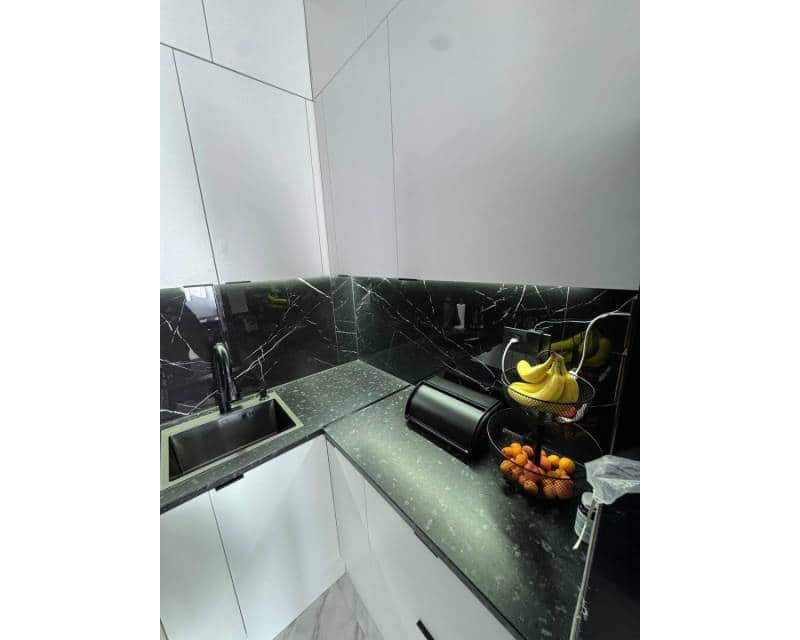 3 soveværelse Byhus til salg i Torrevieja med swimmingpool garage - € 225.000 (Ref: 9863682)