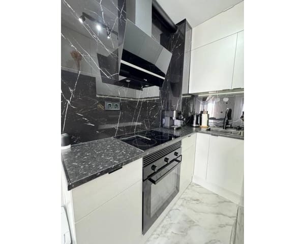3 soveværelse Byhus til salg i El Chaparral - La Siesta - La Torreta, Torrevieja med swimmingpool garage - € 225.000 (Ref: 9863682)