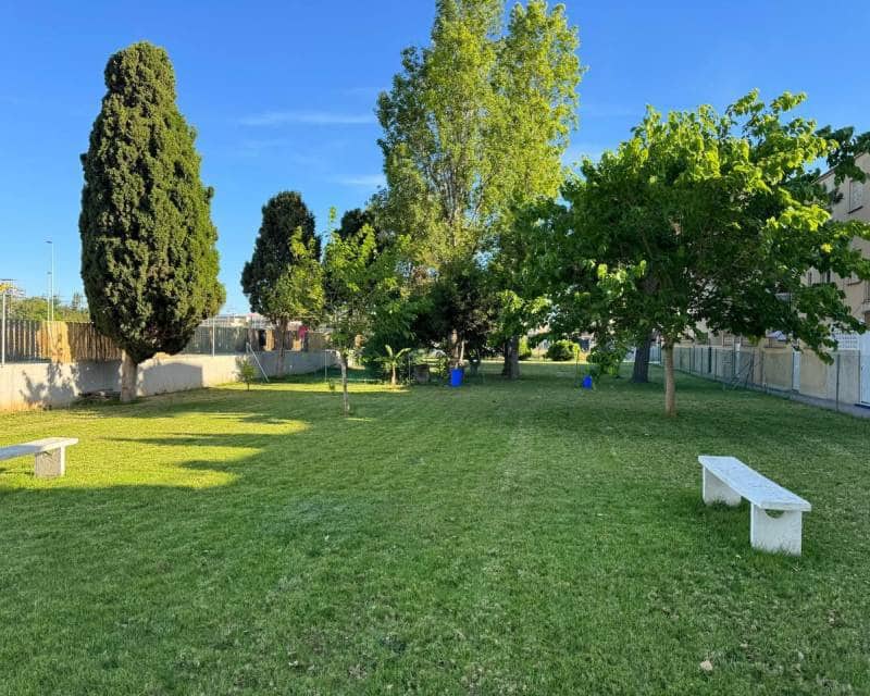 3 soveværelse Byhus til salg i Torrevieja med swimmingpool garage - € 225.000 (Ref: 9863682)