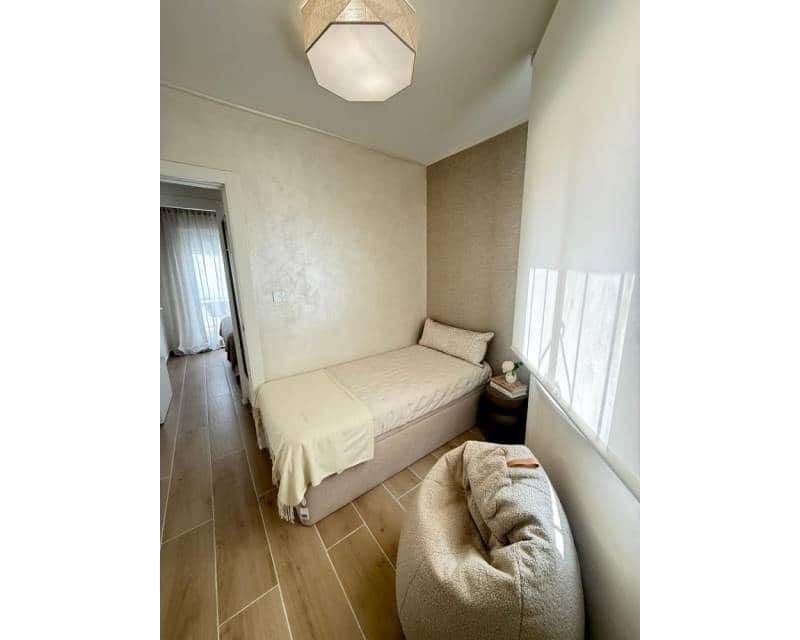 2 quarto Penthouse para venda em Torrevieja com piscina - 180 000 € (Ref: 9865965)