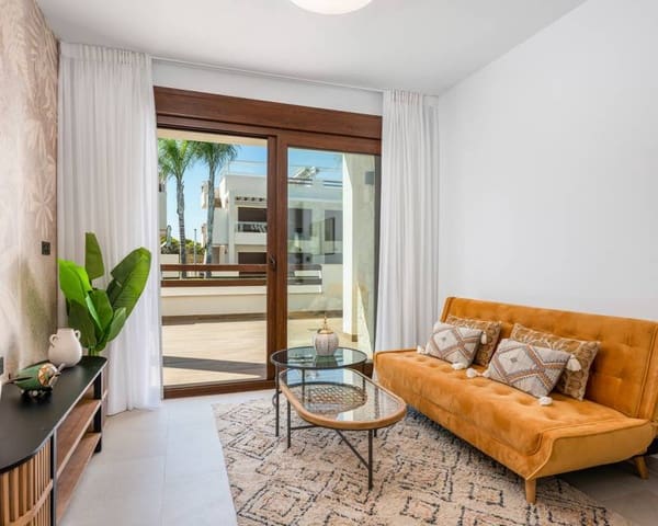 2 soverom Rekkehus til salgs i Los Balcones med svømmebasseng garasje - € 290 000 (Ref: 9866115)