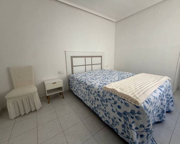 2 bedroom Apartment for rent in Antonio Machado, Torrevieja - € 850 (Ref: 9867604)