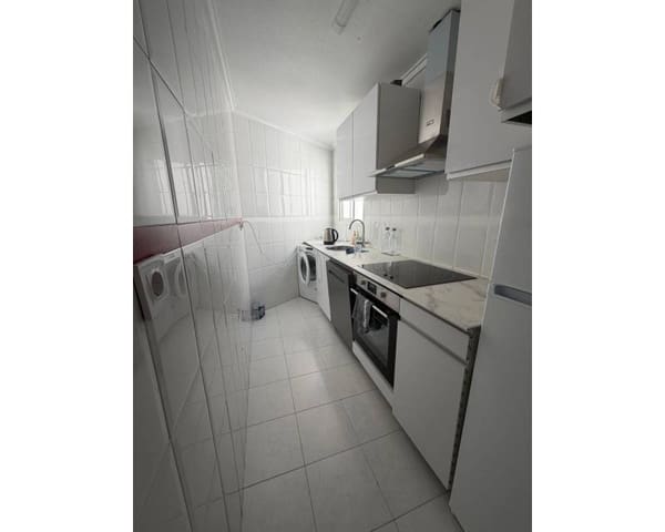 2 sovrum Lägenhet att hyra i Centro, Torrevieja - 850 € (Ref: 9867604)