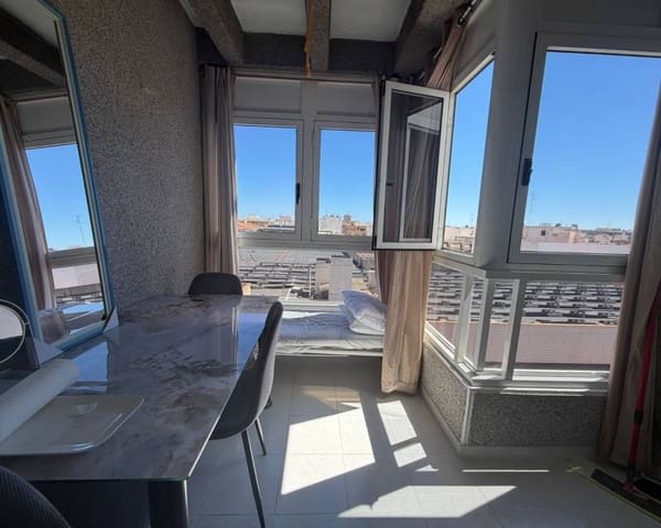 2 sovrum Lägenhet att hyra i Centro, Torrevieja - 850 € (Ref: 9867604)