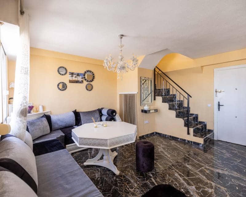 2 slaapkamer Penthouse te koop in Mar Azul met zwembad - € 165.000 (Ref: 9872443)